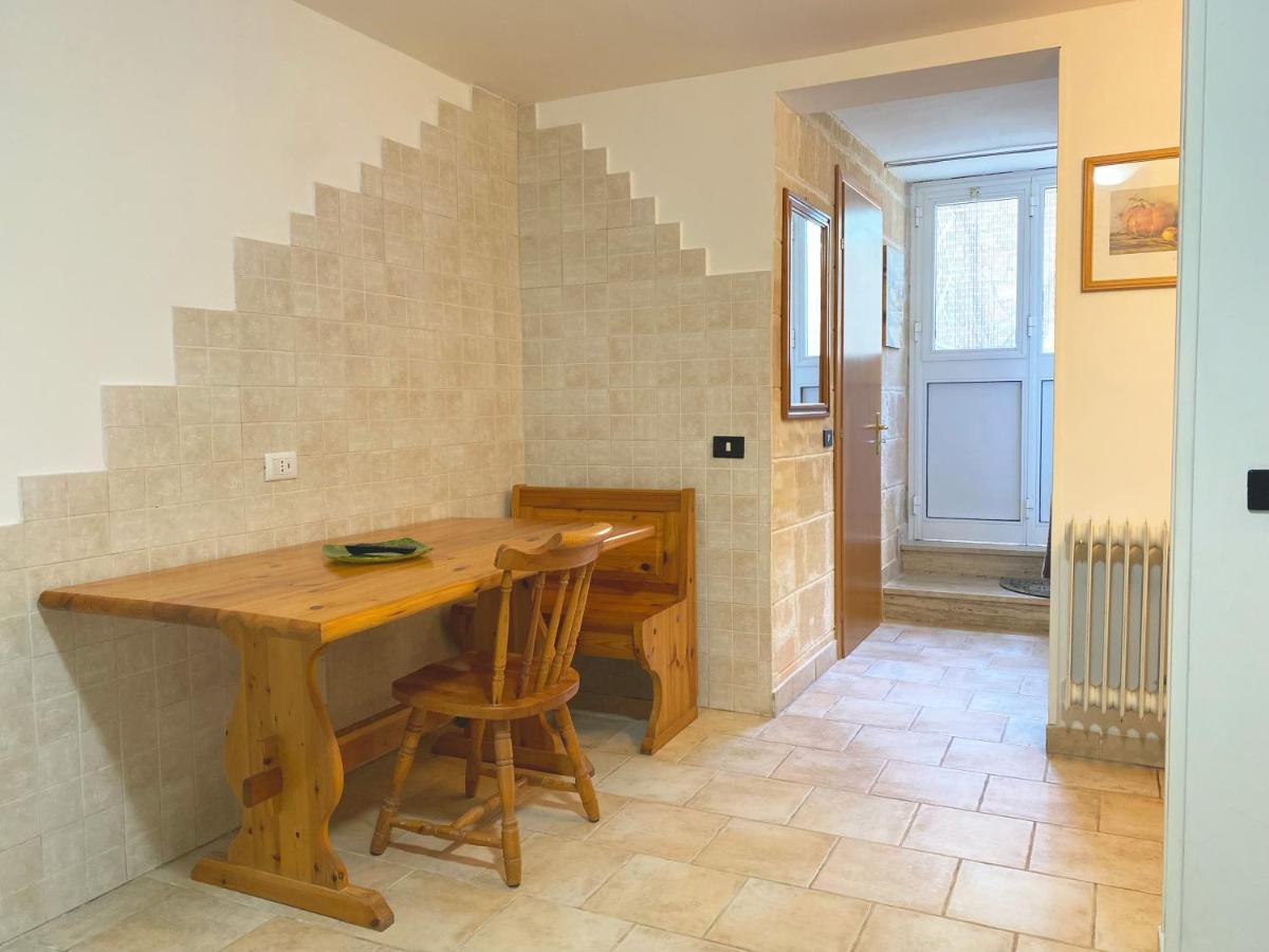 Casa Lara Apartment San Pietro in Bevagna Luaran gambar